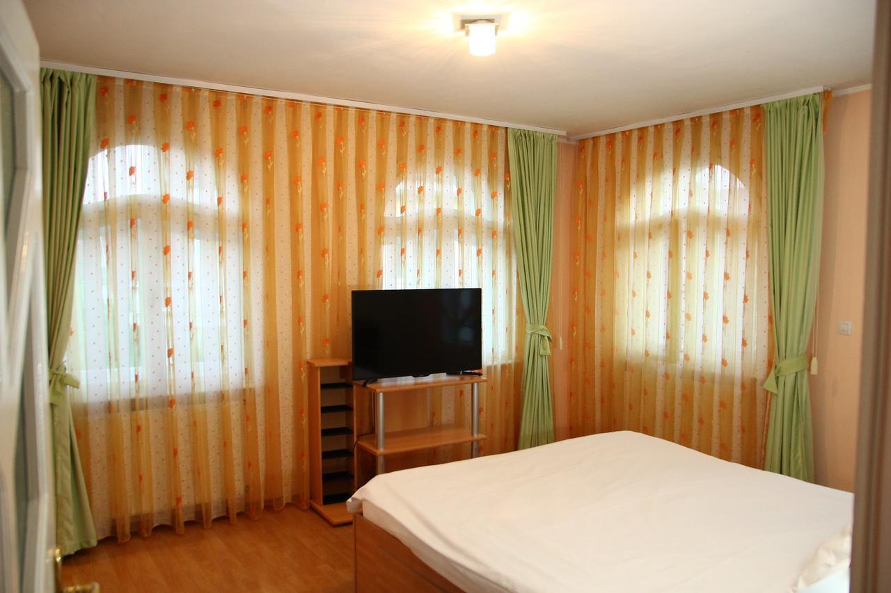 Hotel Casa Monica Băile Felix Esterno foto