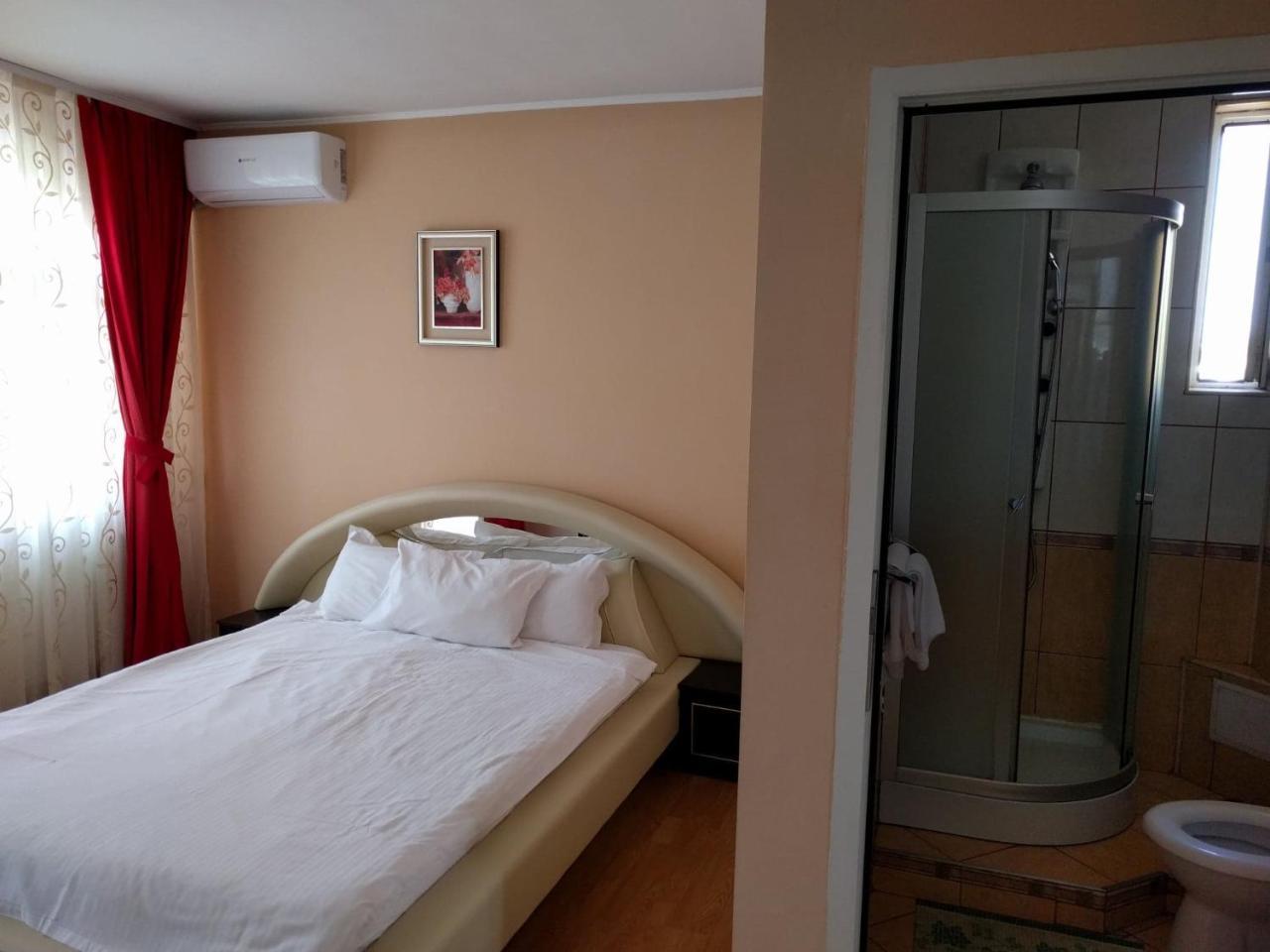 Hotel Casa Monica Băile Felix Esterno foto